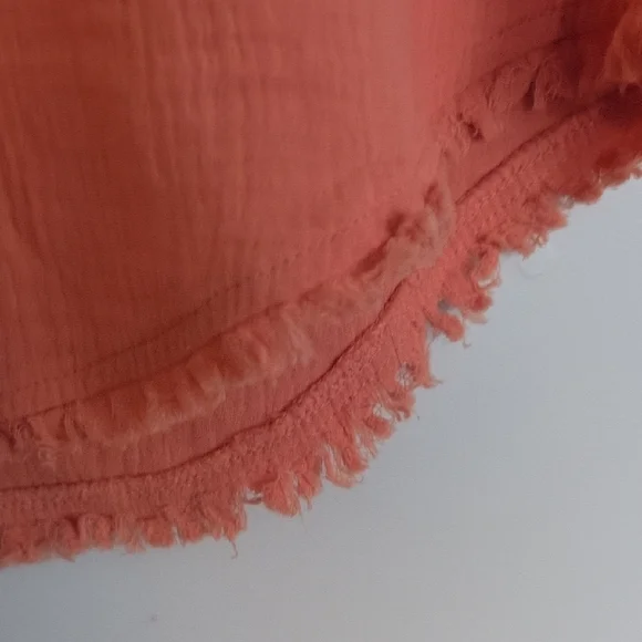 Hem & Thread Women's Gauze Button Down - Picture 3 of 6